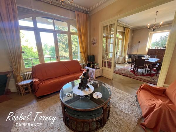 Secteur Fougerolles, Belle Maison bourgeoise  T9 sur terrain de 75 ares !