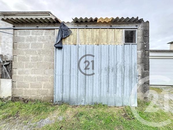 Parking à vendre  45 m 2   GUERANDE  - 44