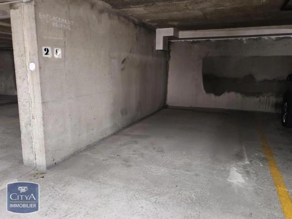 Parking à louer Alençon (61000)