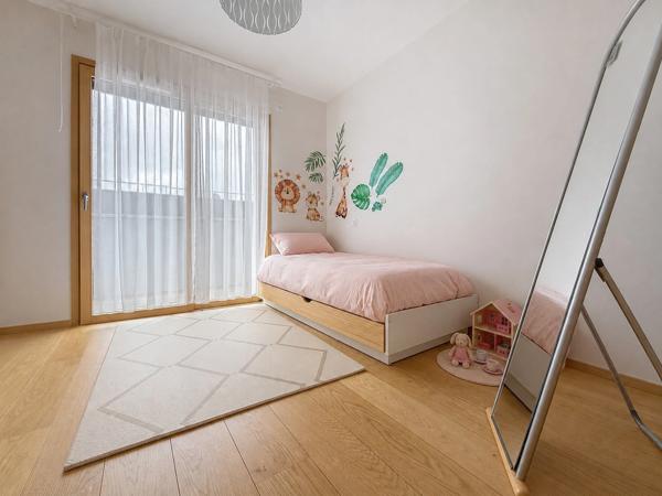 Appartement à vendre 5 pièces ORNEX (01)