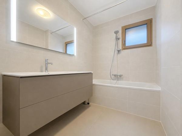 Appartement à vendre 5 pièces ORNEX (01)
