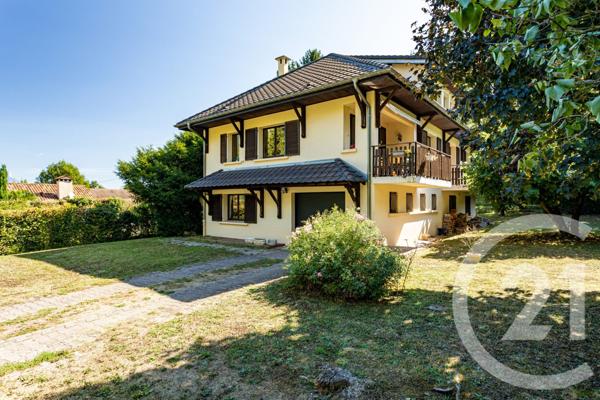 Maison à vendre  7 pièces - 220 m2 CLAIX - 38