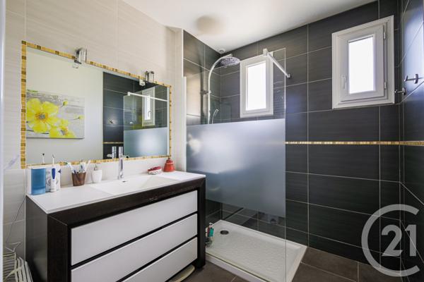 Maison à vendre  7 pièces - 220 m2 CLAIX - 38