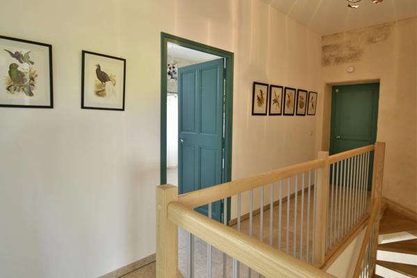 Dpt Bouches du Rhône (13), à vendre TARASCON maison P6 de 300 m² - Terrain de 2558 m²