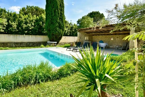 Dpt Bouches du Rhône (13), à vendre TARASCON maison P6 de 300 m² - Terrain de 2558 m²