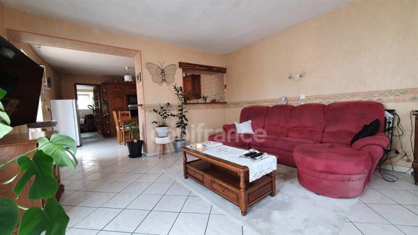 Maison à vendre 5 pièces de 150m² SAINT LOUP SUR SEMOUSE (70)