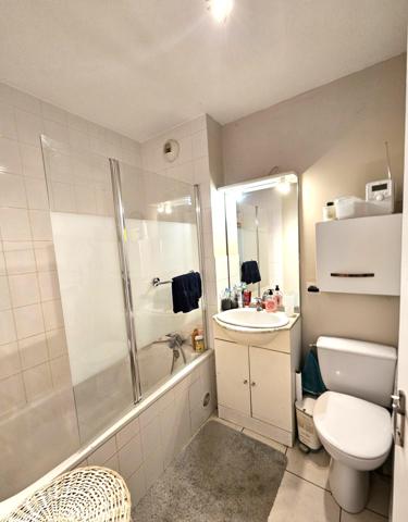 Duplex T4 de type maison de 78 m² avec 3 chambres et jardin