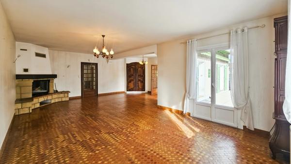 Maison à vendre 6 pièces avec grand garage et parc arboré AUREILHAN (65)