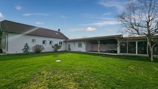 Maison à vendre 6 pièces avec grand garage et parc arboré AUREILHAN (65)