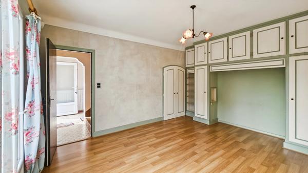 Maison à vendre 6 pièces avec grand garage et parc arboré AUREILHAN (65)