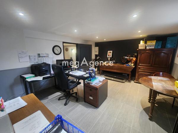 Maison à BASSENS, 33530 - 5 pièces 180m²