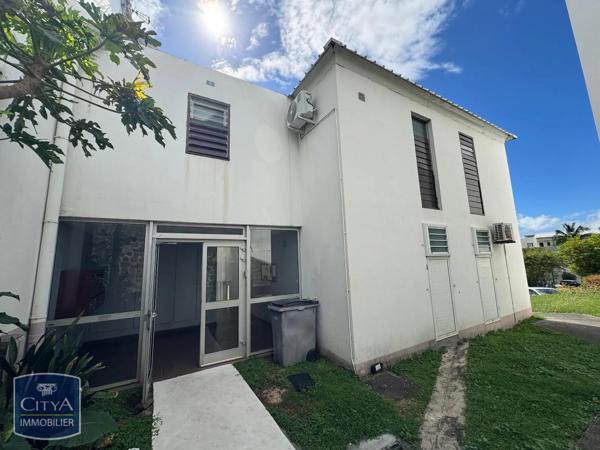 Appartement à louer 2 pièces 44.9m² Saint-Denis (97490)