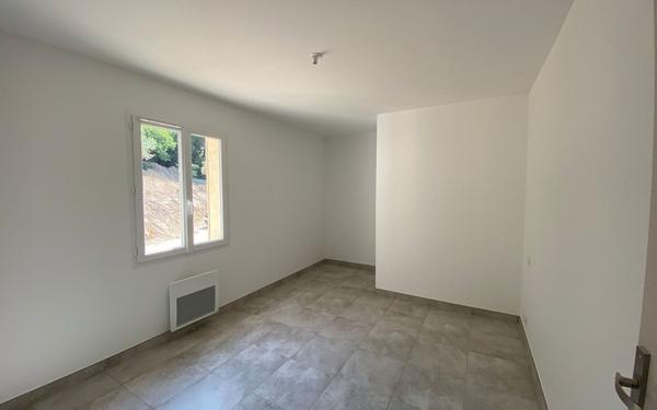 Maison à louer    4 pièces •  Mérindol