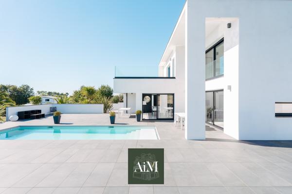Maison contemporaine avec piscine à Meucon, aux portes de Vannes
