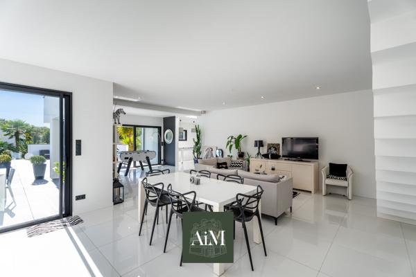 Maison contemporaine avec piscine à Meucon, aux portes de Vannes