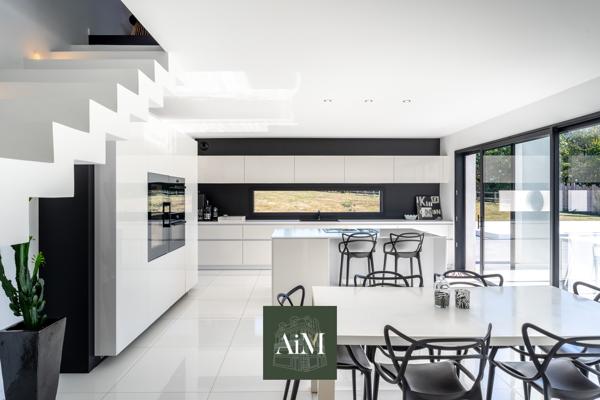 Maison contemporaine avec piscine à Meucon, aux portes de Vannes