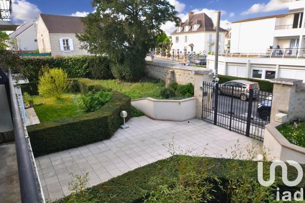 Appartement 2 pièces de 54 m² à Pontoise (95300)