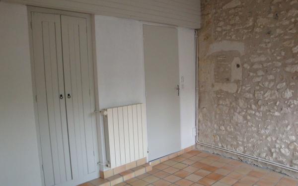 Maison à louer    4 pièces •  Château-l'Évêque