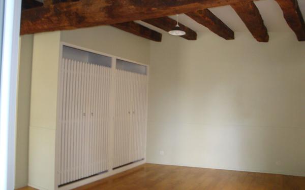 Maison à louer    4 pièces •  Château-l'Évêque