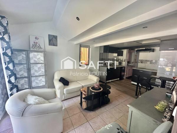 BEAU PAVILLON DE 4 CHAMBRES ET STUDIO ATTENANT + JARDIN PISCINE ET GARAGE