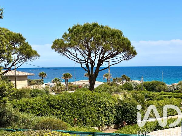 Maison à vendre 4 pièces 142 m² Sainte-Maxime