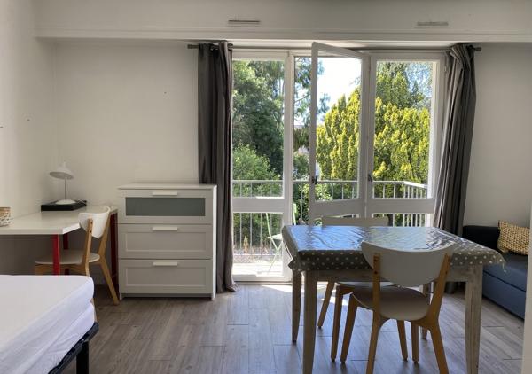Studio de 21.74 m² avec balcon sur jardin exposé ouest dans une résidence au calme