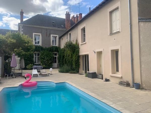 MAISON BOURGEOISE LES PONTS DE CE