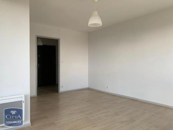 Appartement à louer 4 pièces 78.04m²