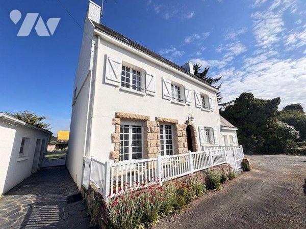 A vendre Maison familiale à MOELAN SUR MER (29)

Située à proximité du bourg, cette maison lu...