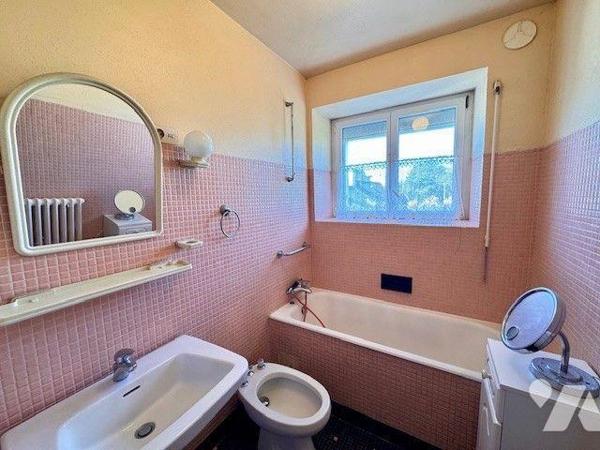A vendre Maison familiale à MOELAN SUR MER (29)

Située à proximité du bourg, cette maison lu...