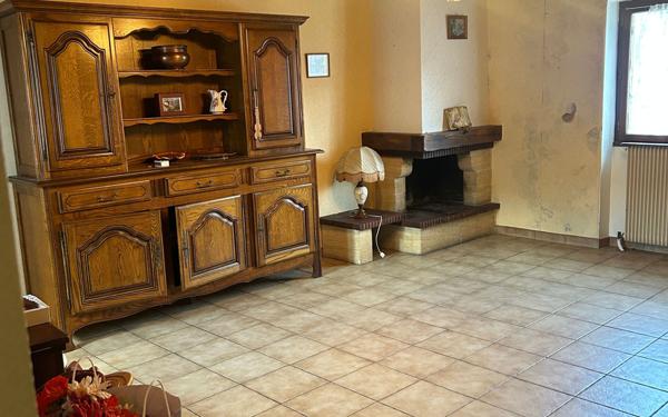 Maison à vendre    3 pièces •  Doizieux