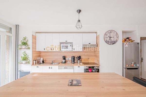 Vente Appartement81,05 m² - 4 Pièces - CENON (33150)