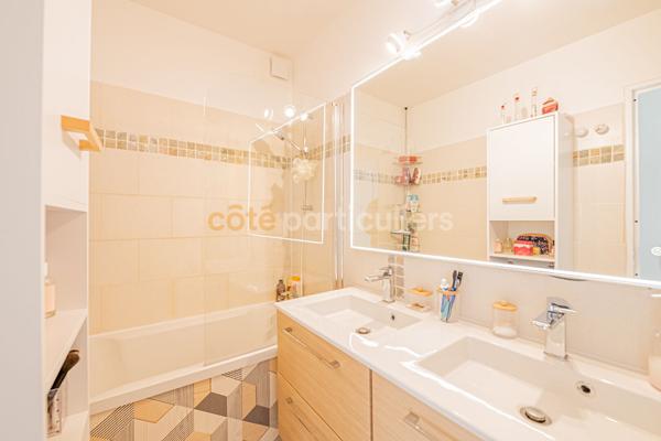 Vente Appartement81,05 m² - 4 Pièces - CENON (33150)