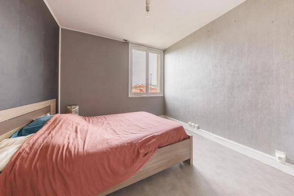 Appartement à vendre 4 pièces 74.65m² Clermont-Ferrand (63000)