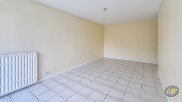 Location appartement La Roche Sur Yon : 650 € - AJP Immobilier La Roche-sur-Yon
