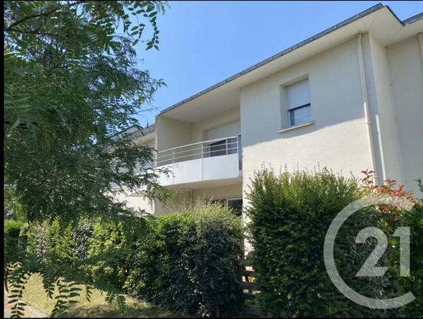 Appartement F3 à vendre  3 pièces - 63,33 m 2   AURAY  - 56