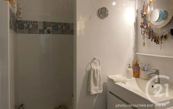 Appartement F3 à vendre  3 pièces - 63,33 m 2   AURAY  - 56