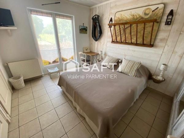 Rare sur le secteur – Deux maisons indépendantes sur 5 840 m² de terrain, idéal pour un projet familial ou touristique !