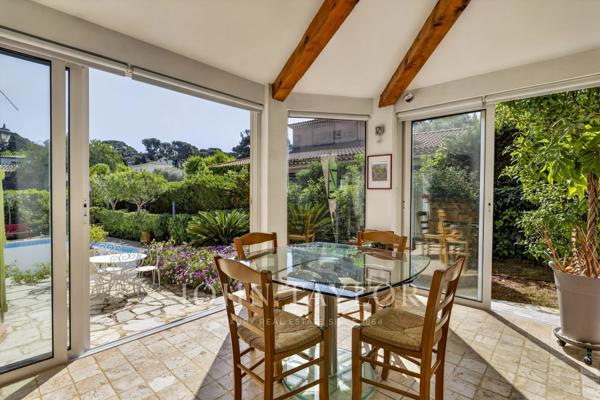 Sanary-sur-Mer – Maison familiale avec piscine à quelques pas de la plage de Portissol