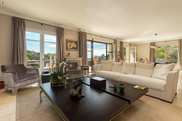Cannes Californie villa d'exception vue mer panoramique