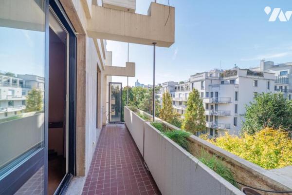  NEUILLY SUR SEINE - BOULEVARD DE LA SAUSSAYE - 6 PIECES - 182 m²