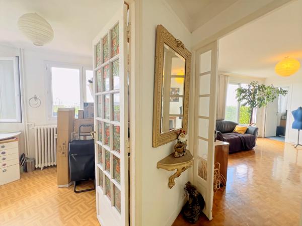 Appartement à vendre à Paris 18e Arrondissement (75018) - Paris