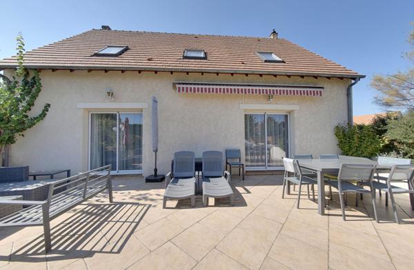 Maison individuelle 153 m² 7 pièces + s/sol total de 81 m² DPE - C