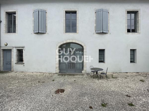 Appartement T3 de 69 m² centre ville d'Orthez avec place de parking