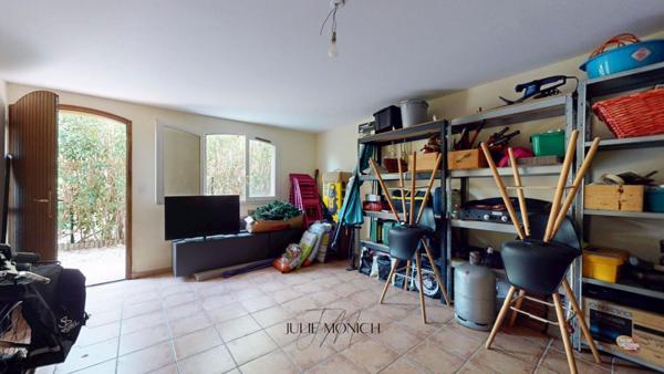 MAISON 4 FACES AVEC TERRASSE - JARDIN - PARKING