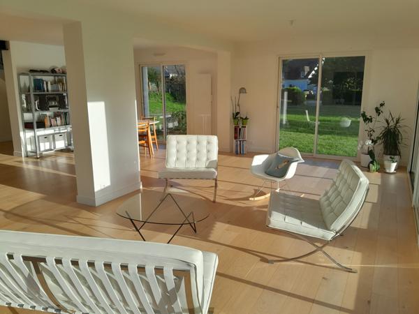 MAGNIFIQUE ET SPACIEUSE VILLA 192 M² AU SOL / 4/5 CHAMBRES / TERRAIN 7 600 M²