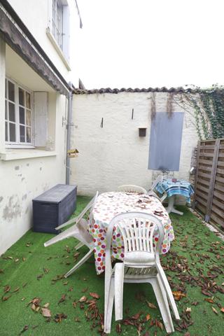 Maison 5 chambres à proximité des commerces et services