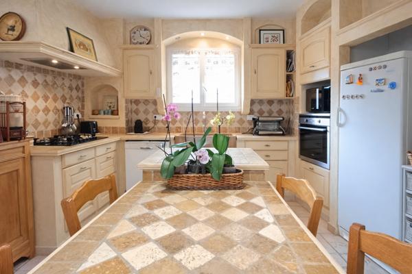Narbonne (11100) Villa de Plain-pied 165m2 terrain 864m2 sans vis-à-vis.