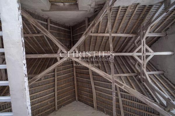 Château avec son vignoble Saumur AOC de 15Ha entre Chinon et Saumur