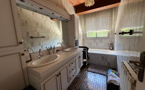 Maison à vendre    6 pièces • 133,95 m2 Le Pecq